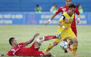 Bảo hiểm đôi chân cho cầu thủ Việt: Tín hiệu đáng mừng